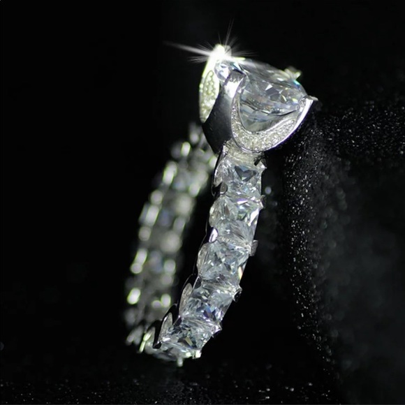 ENGAGEMENT 925 STERLING SILVER DIAMOND RING - Picture 6 of 6